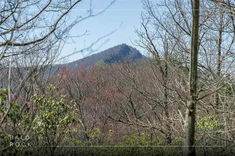 3 Big Granite Court Sapphire NC 28774