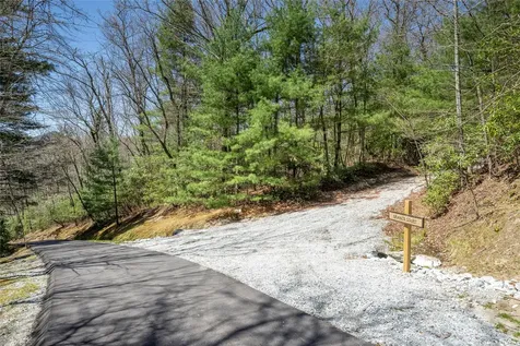 3 Big Granite Court Sapphire NC 28774
