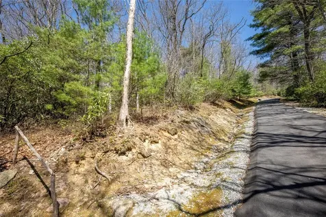 3 Big Granite Court Sapphire NC 28774