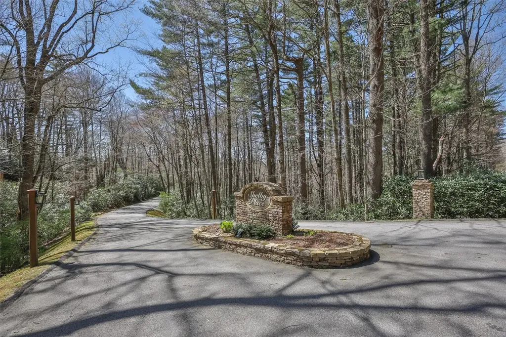23&24 Shelby Drive Highlands NC 28741
