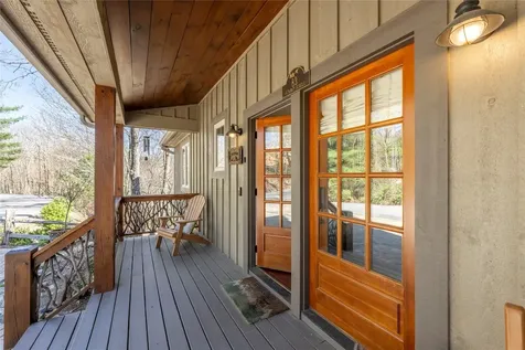 83 Flyaway Circle Sapphire NC 28774