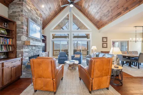 83 Flyaway Circle Sapphire NC 28774