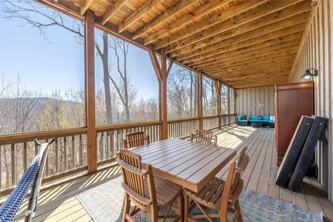 83 Flyaway Circle Sapphire NC 28774