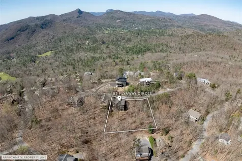 83 Flyaway Circle Sapphire NC 28774