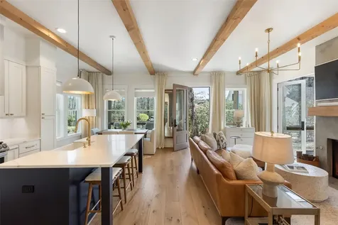 27 Elk Cove Cashiers NC 28717