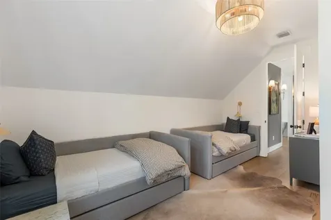 27 Elk Cove Cashiers NC 28717