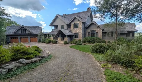 323 Lone Chimney Drive Cashiers NC 28717