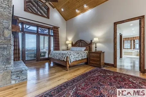 323 Lone Chimney Drive Cashiers NC 28717