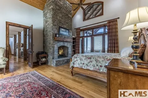 323 Lone Chimney Drive Cashiers NC 28717