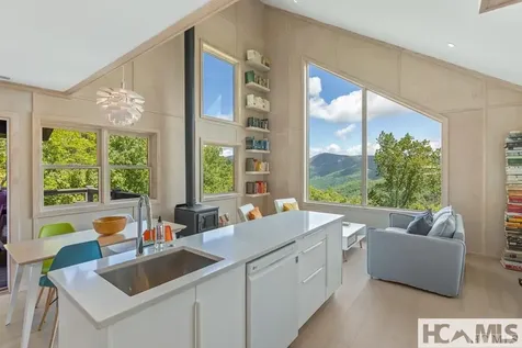 63 Evans Creek Scaly Mountain NC 28775