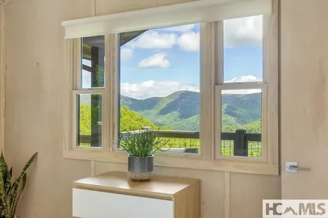 63 Evans Creek Scaly Mountain NC 28775