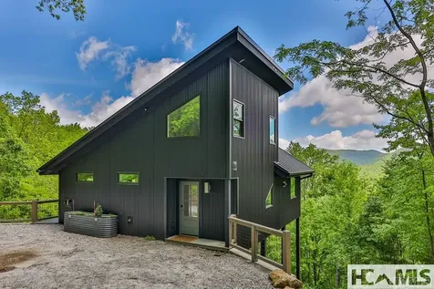 63 Evans Creek Scaly Mountain NC 28775
