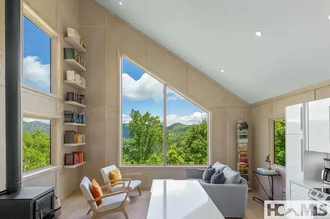 63 Evans Creek Scaly Mountain NC 28775