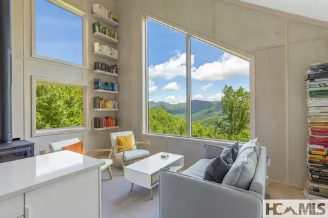 63 Evans Creek Scaly Mountain NC 28775