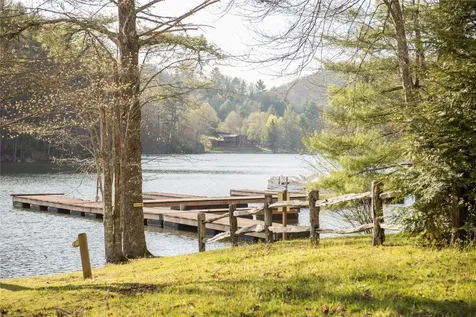 4567 4, 5, 6, 7 Captiva Mountain Drive Cullowhee, Nc 28723 Drive Cullowhee NC 28723