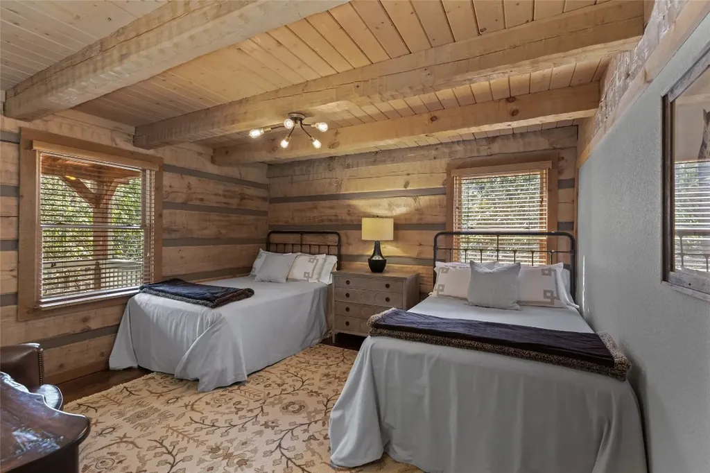 140 Timber Ridge Cashiers NC 28717