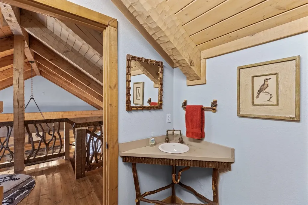 140 Timber Ridge Cashiers NC 28717