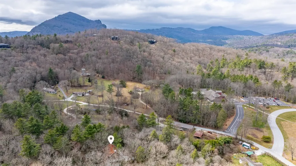 140 Timber Ridge Cashiers NC 28717