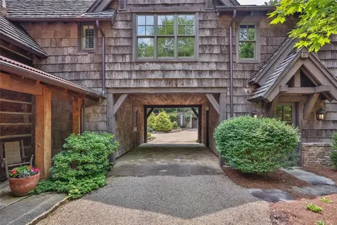 31 Flatwood Branch Trail Glenville NC 28736