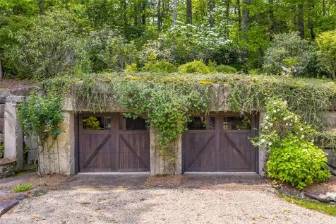 31 Flatwood Branch Trail Glenville NC 28736