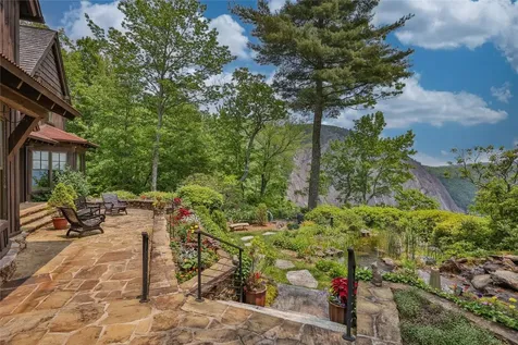 31 Flatwood Branch Trail Glenville NC 28736