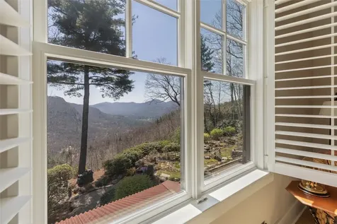 31 Flatwood Branch Trail Glenville NC 28736