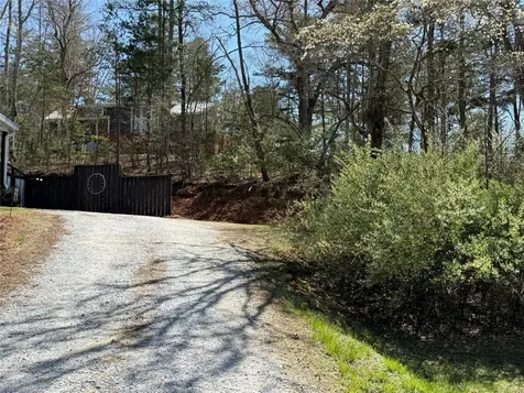 228 Bear Pen Cove Franklin NC 28734