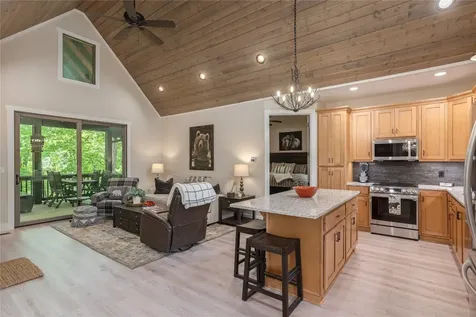 194 Redrock Trail Glenville NC 28736