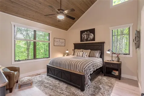 194 Redrock Trail Glenville NC 28736