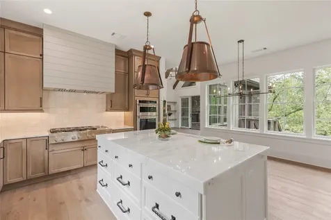 2608 Magnolia Drive Highlands NC 28741