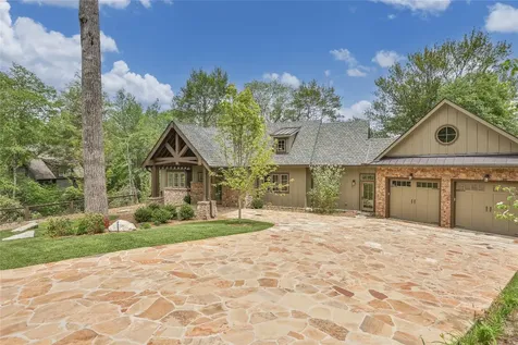 2608 Magnolia Drive Highlands NC 28741