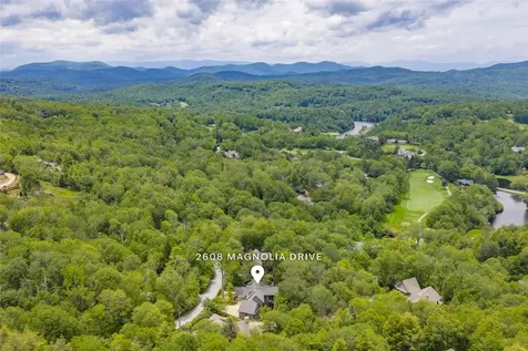 2608 Magnolia Drive Highlands NC 28741