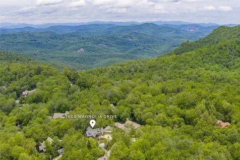 2608 Magnolia Drive Highlands NC 28741