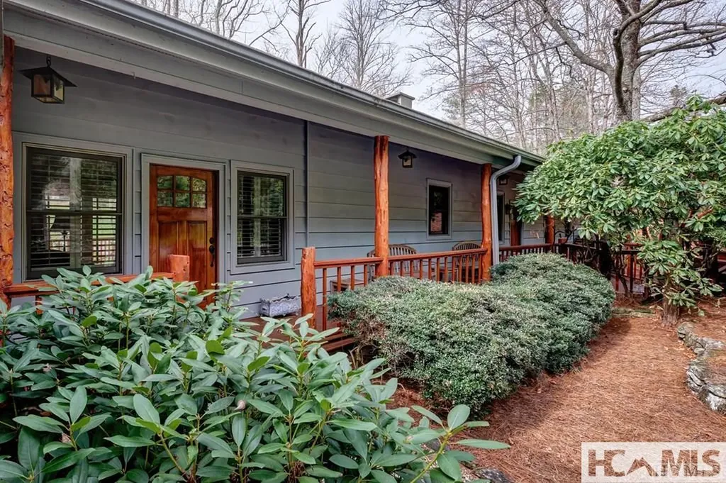 129 Cedar Creek Road Glenville NC 28736