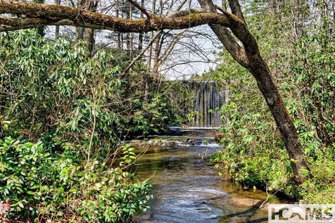 129 Cedar Creek Road Glenville NC 28736