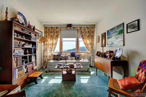 326 Eastside Duck Mountain Scaly Mountain NC 28775