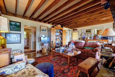 326 Eastside Duck Mountain Scaly Mountain NC 28775