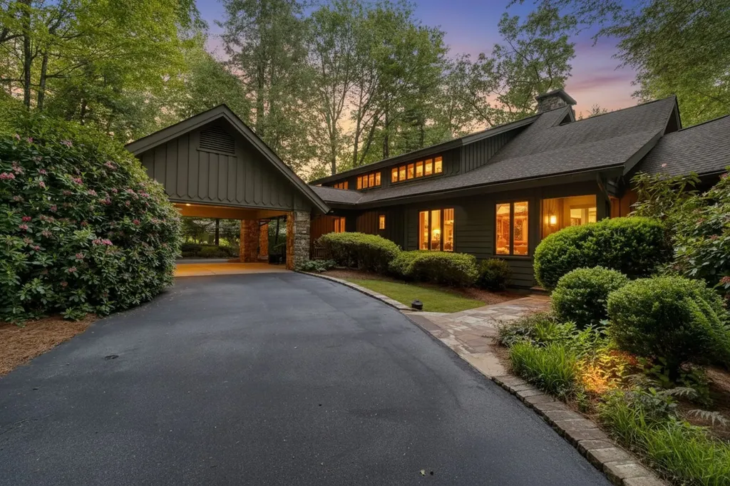 1747 Cold Mountain Road Lake Toxaway NC 28747