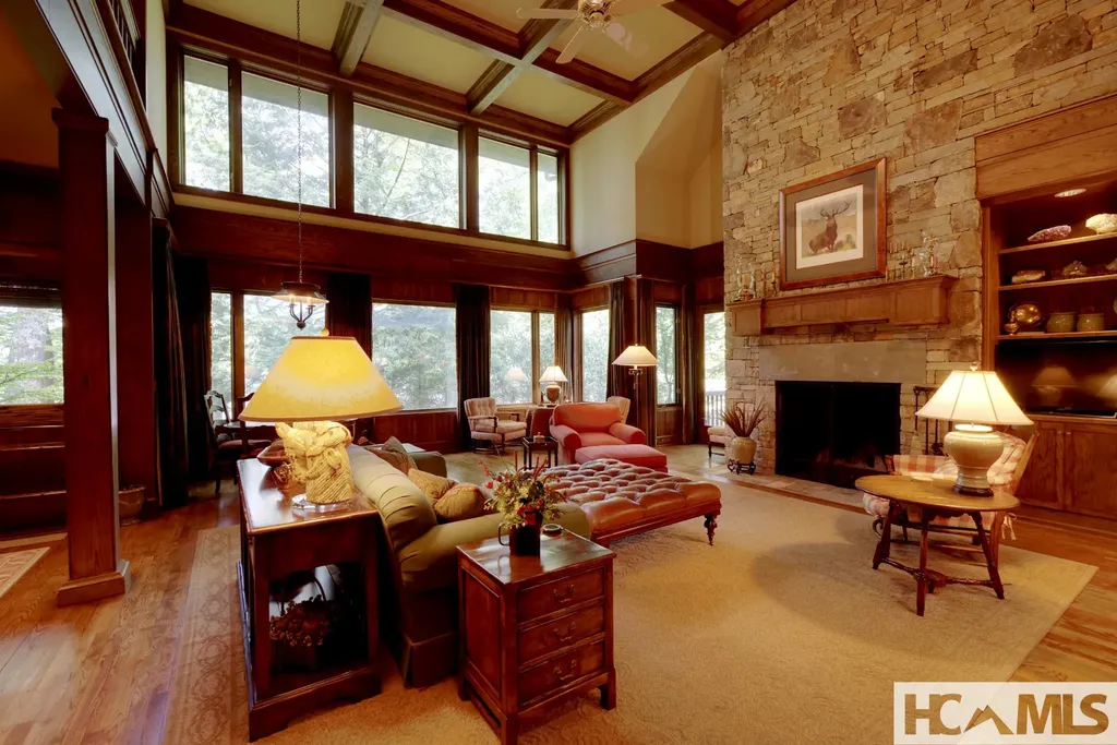 1747 Cold Mountain Road Lake Toxaway NC 28747