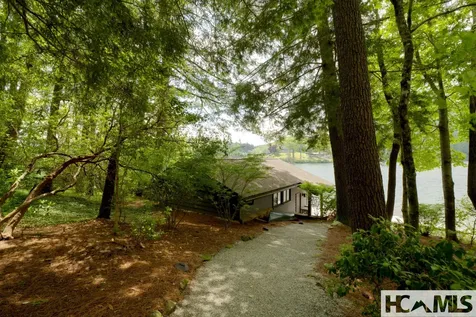 1747 Cold Mountain Road Lake Toxaway NC 28747
