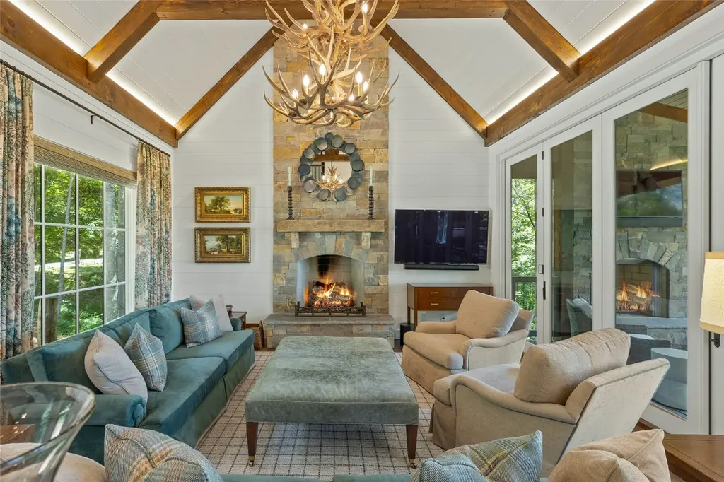 199 Springhead Trail Cullowhee NC 28723