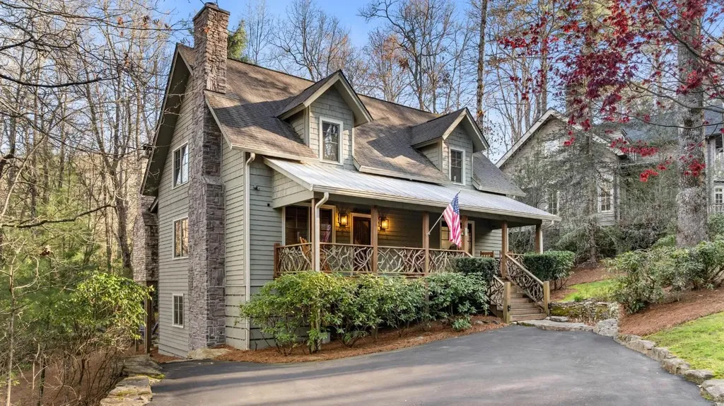 85 Honey Bee Bend Cashiers NC 28717