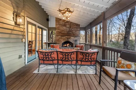 85 Honey Bee Bend Cashiers NC 28717