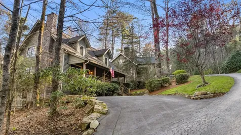 85 Honey Bee Bend Cashiers NC 28717