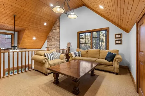 85 Honey Bee Bend Cashiers NC 28717