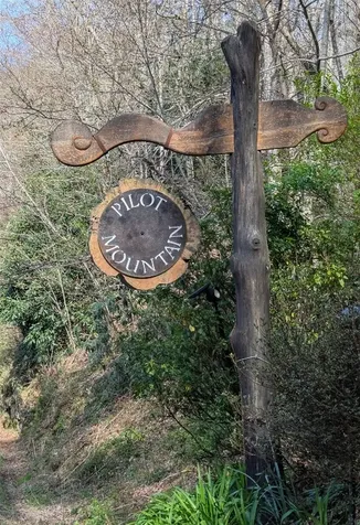 68 Parachute Ridge Cullowhee NC 28736