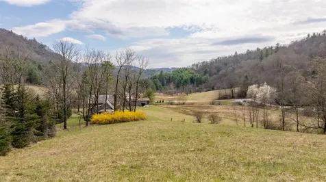 1900 Bee Tree Road Glenville NC 28736