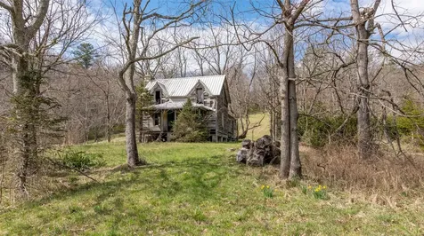 1900 Bee Tree Road Glenville NC 28736