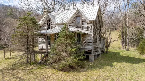 1900 Bee Tree Road Glenville NC 28736