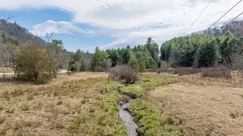 1900 Bee Tree Road Glenville NC 28736